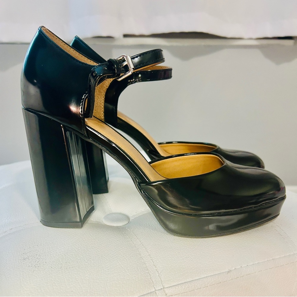 Dolce Vita Black Platform Mary Jane Block Heels- LIKE NEW